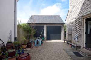 Garage- click for photo gallery